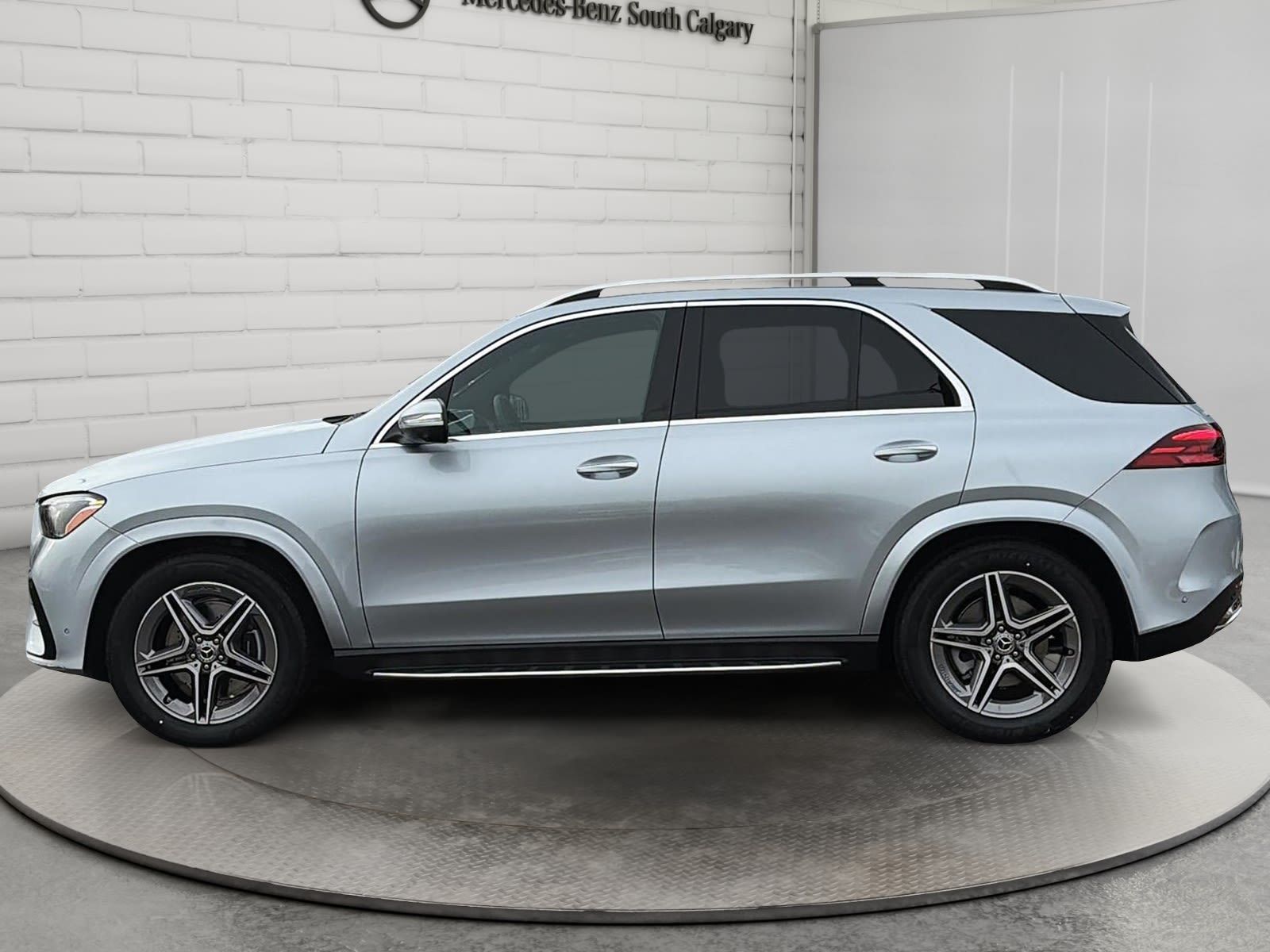 Photo 2026 Mercedes-Benz GLE 350 4MATIC SUV #5