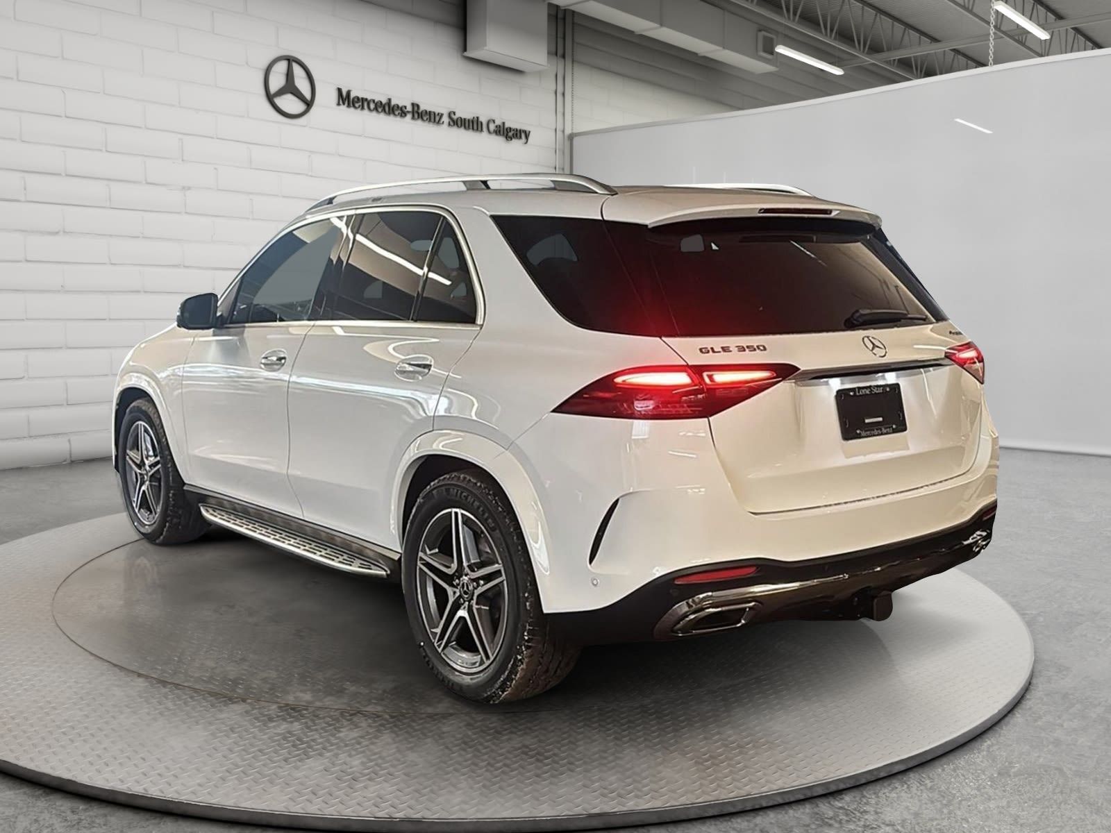 Photo 2026 Mercedes-Benz GLE 350 4MATIC SUV #4