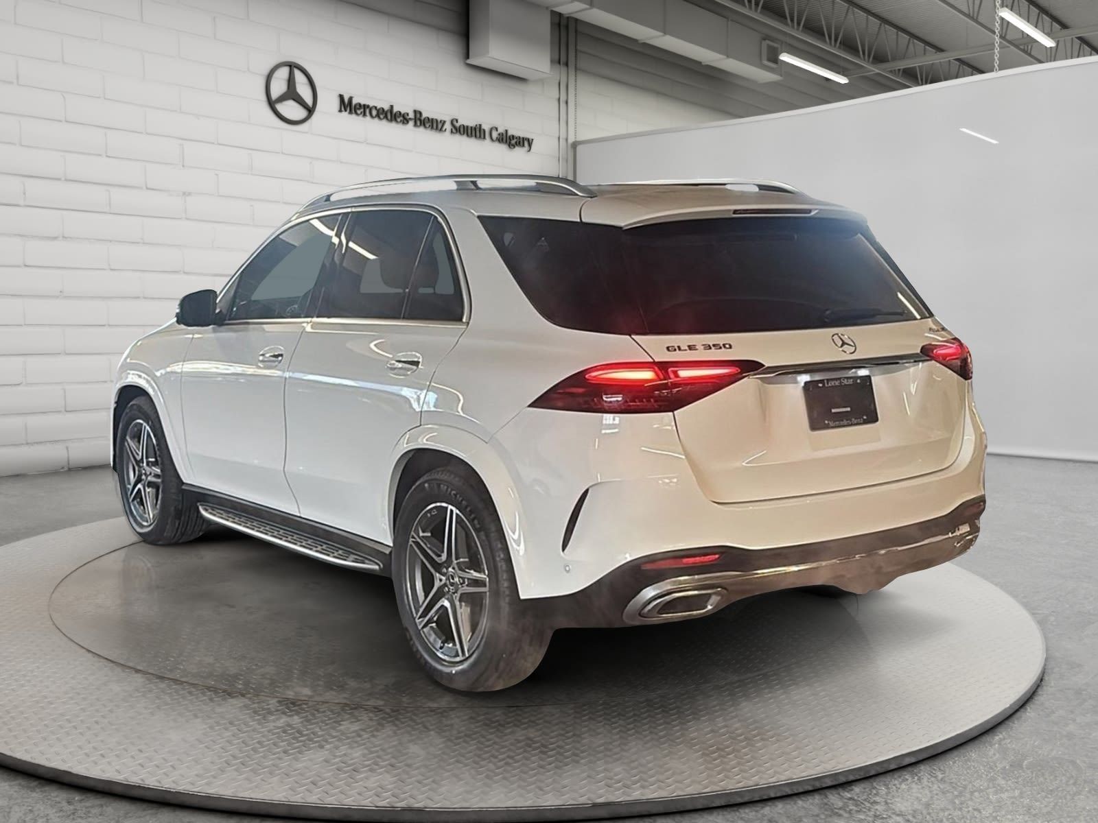 Photo 2026 Mercedes-Benz GLE 350 4MATIC SUV #4