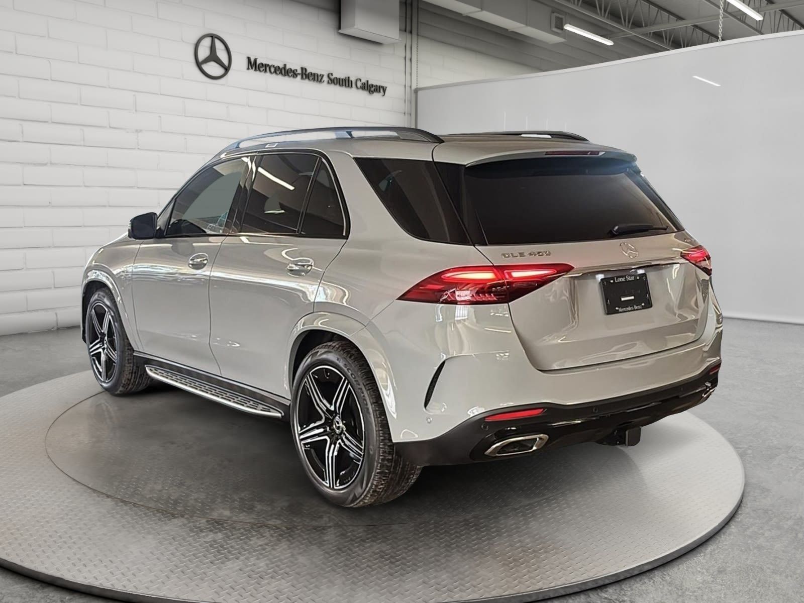 Photo 2026 Mercedes-Benz GLE 450 4MATIC SUV #4
