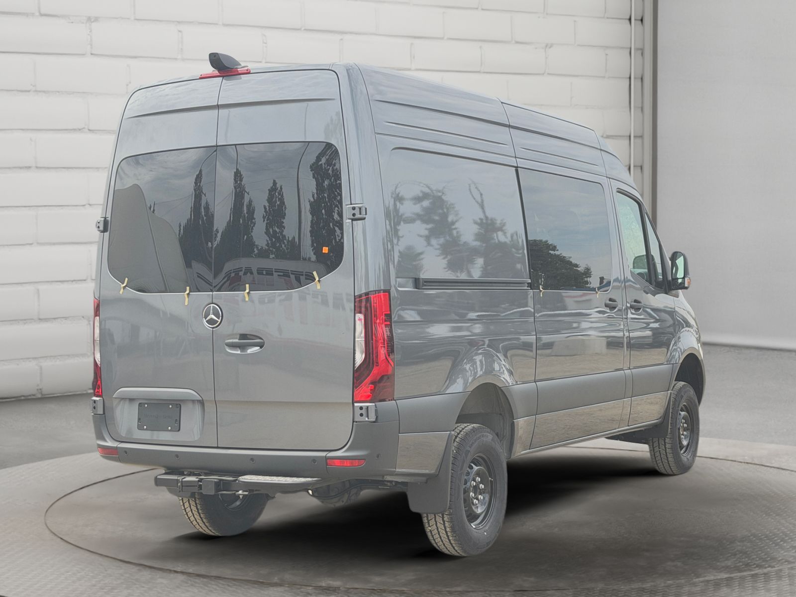 Photo 2026 Mercedes-Benz Sprinter 2500 144 Wheelbase Standard Roof AWD #5