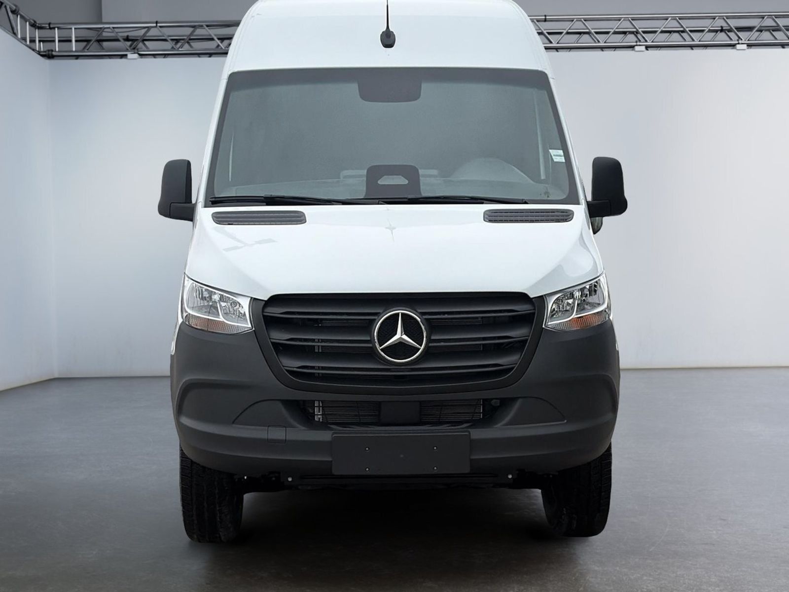 Photo 2026 Mercedes-Benz Sprinter 2500 144 Wheelbase Standard Roof AWD #2