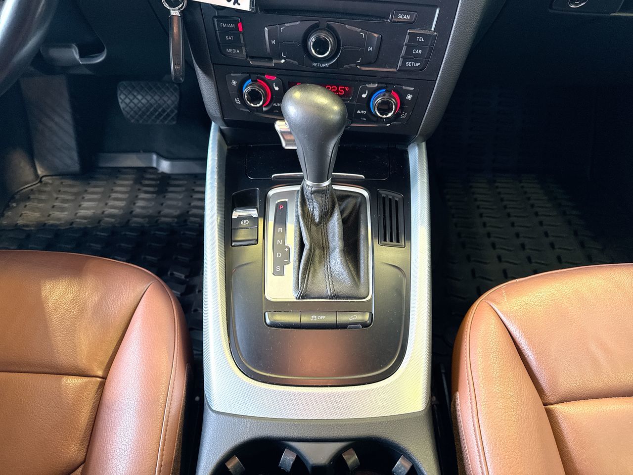 Audi Q5  2012 à Vancouver, Colombie-Britannique