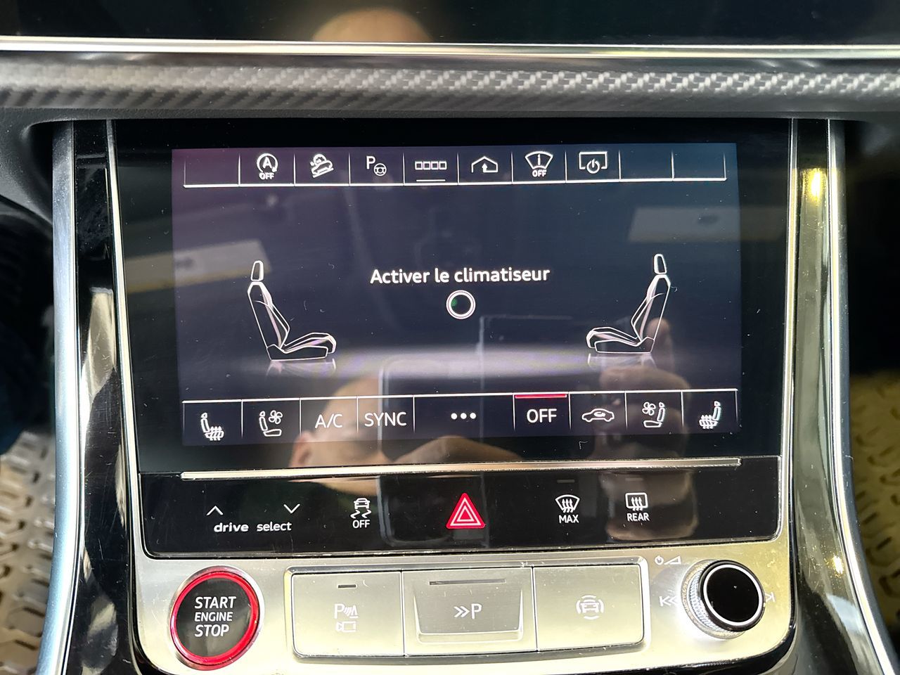 2023  RS Q8