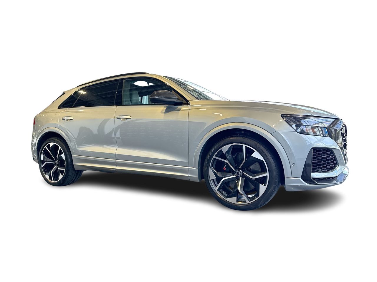 2023  RS Q8