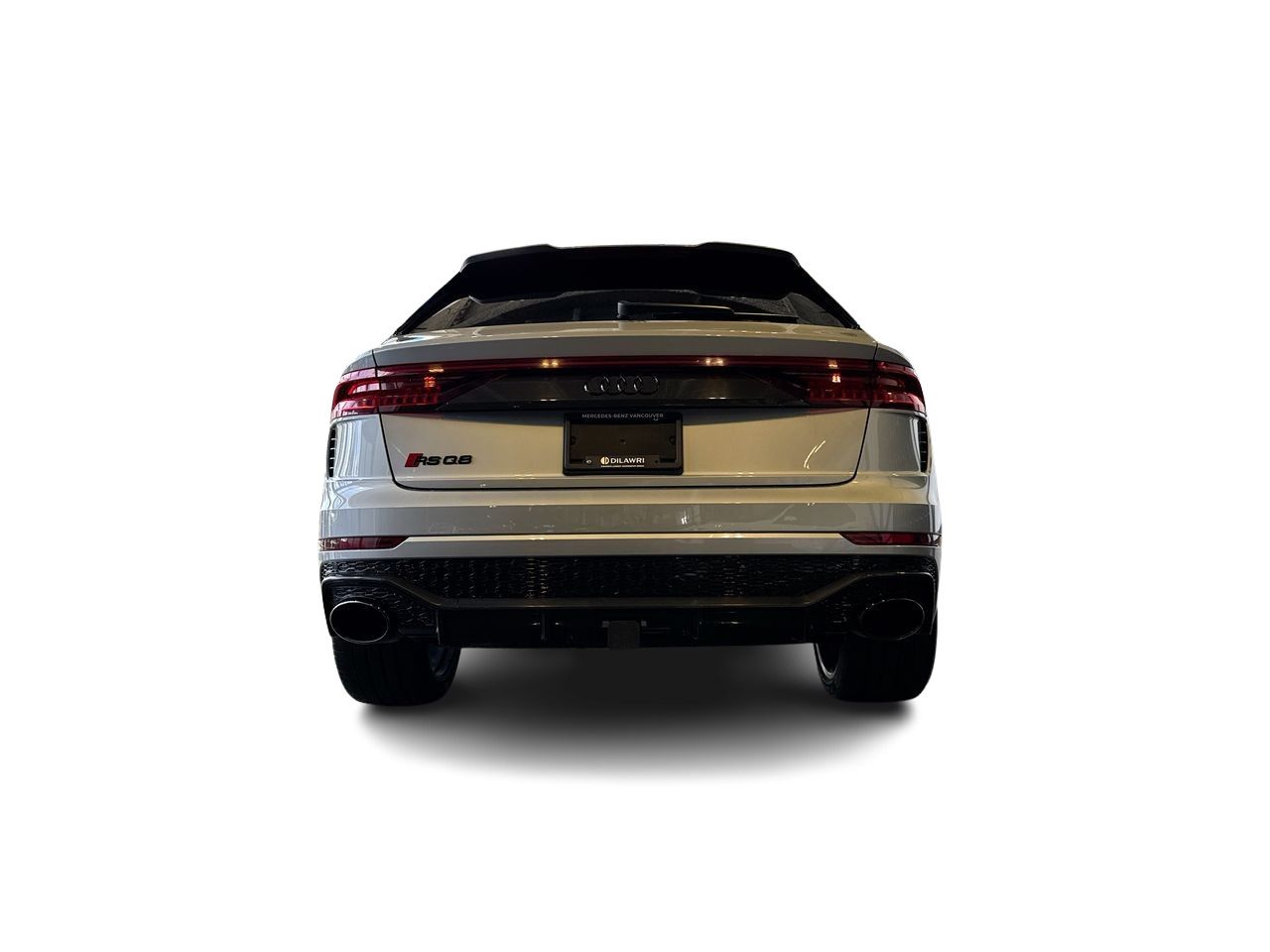 2023  RS Q8
