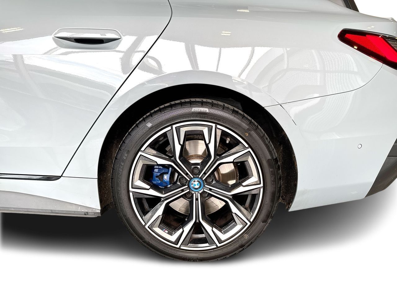 BMW i4  2022 à Vancouver, Colombie-Britannique