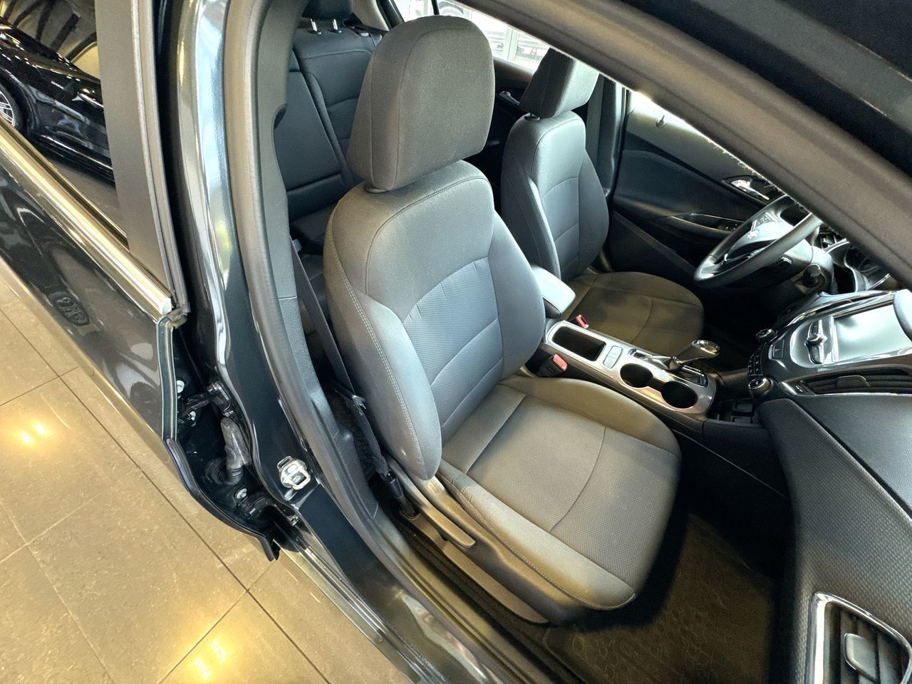 2018 Chevrolet Cruze in Vancouver, British Columbia