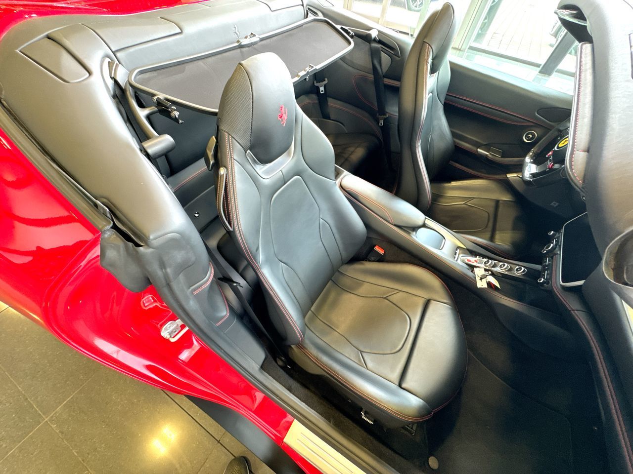 Ferrari Portofino  2019 à Vancouver, Colombie-Britannique