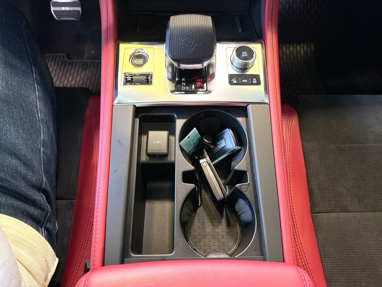 Jaguar F-PACE  2024 à Vancouver, Colombie-Britannique