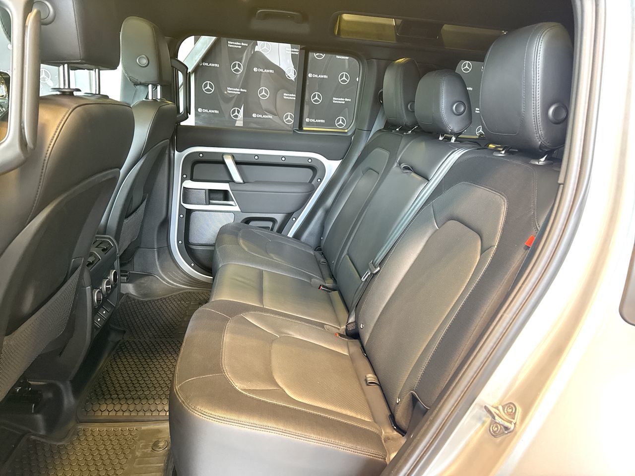 Land Rover Defender  2023 à Vancouver, Colombie-Britannique