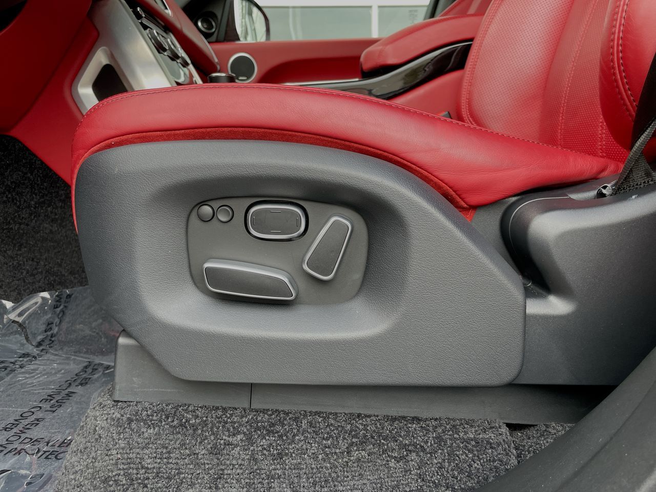 2014 Land Rover Range Rover in Vancouver, British Columbia