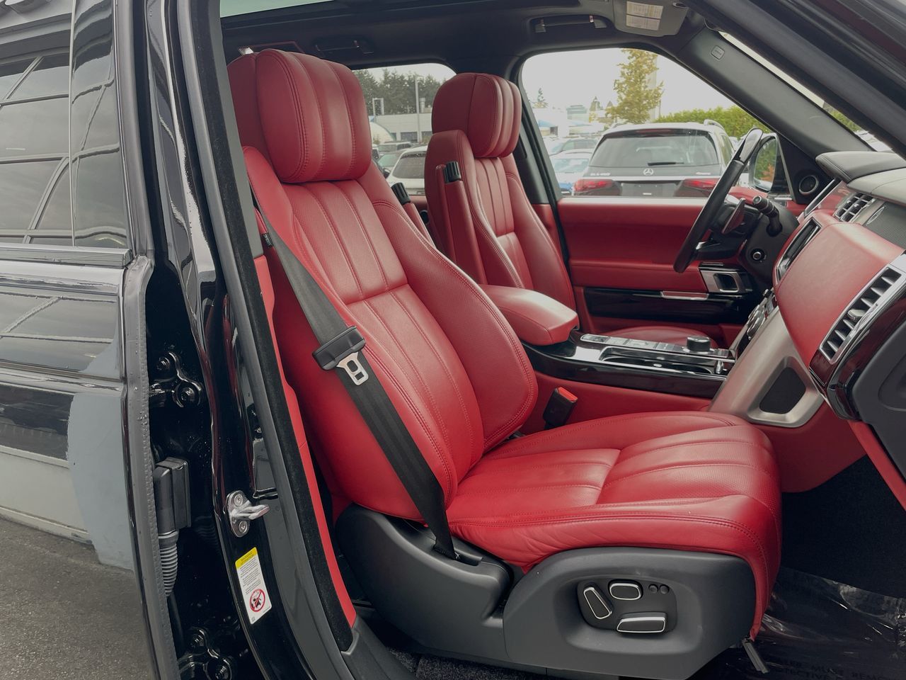 2014 Land Rover Range Rover in Vancouver, British Columbia