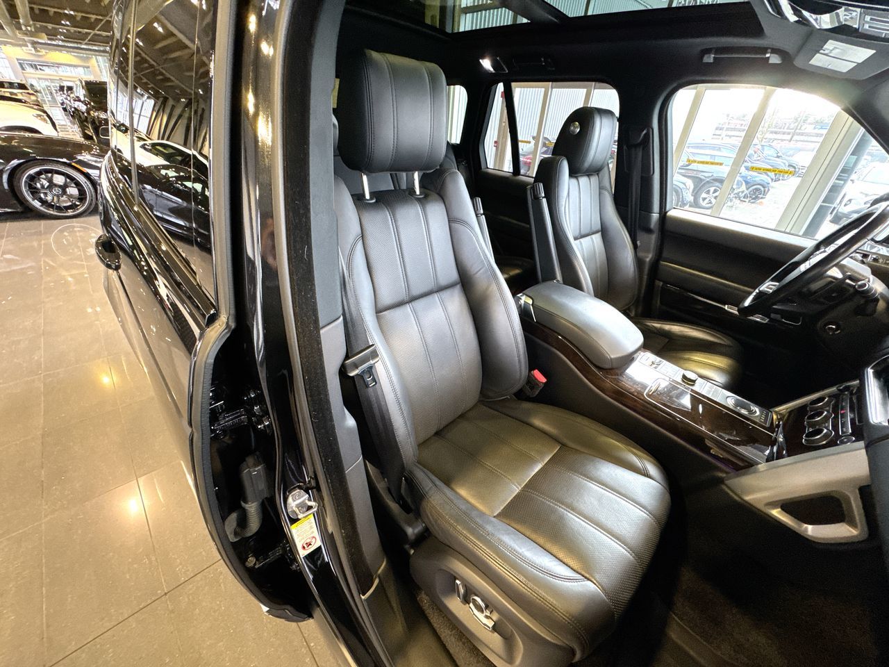 2016 Land Rover Range Rover in Vancouver, British Columbia