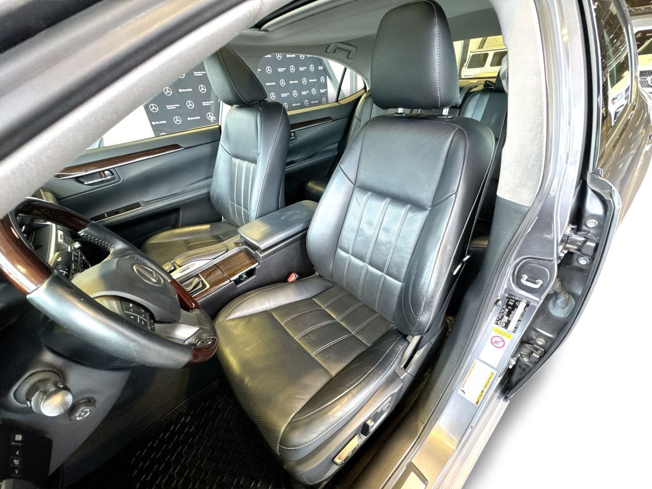 Lexus ES350  2017 à Vancouver, Colombie-Britannique