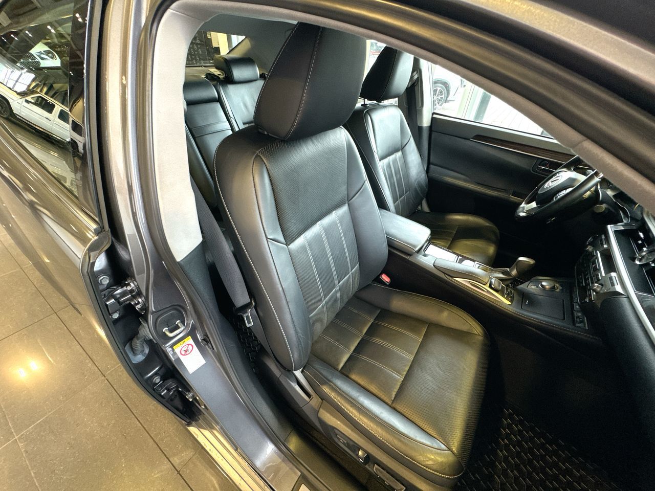 Lexus ES350  2017 à Vancouver, Colombie-Britannique