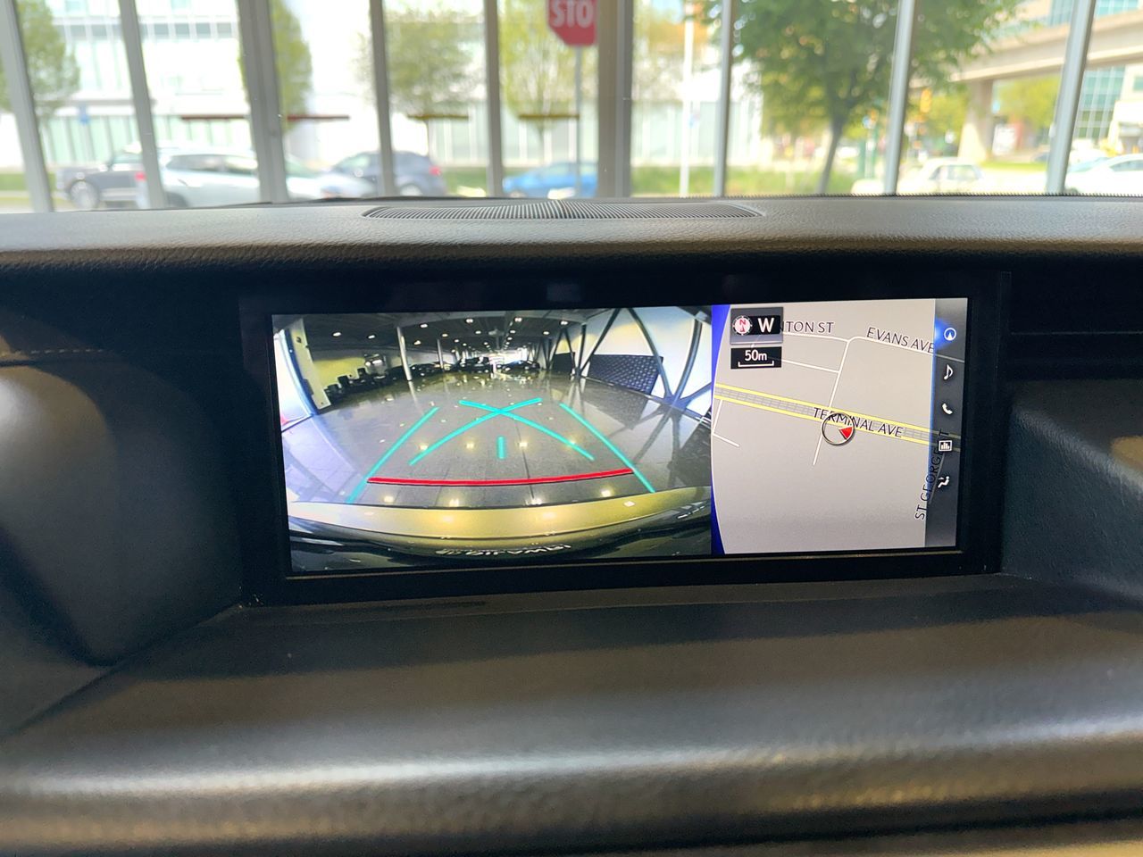 Lexus IS 300 AWD  2019 à Vancouver, Colombie-Britannique