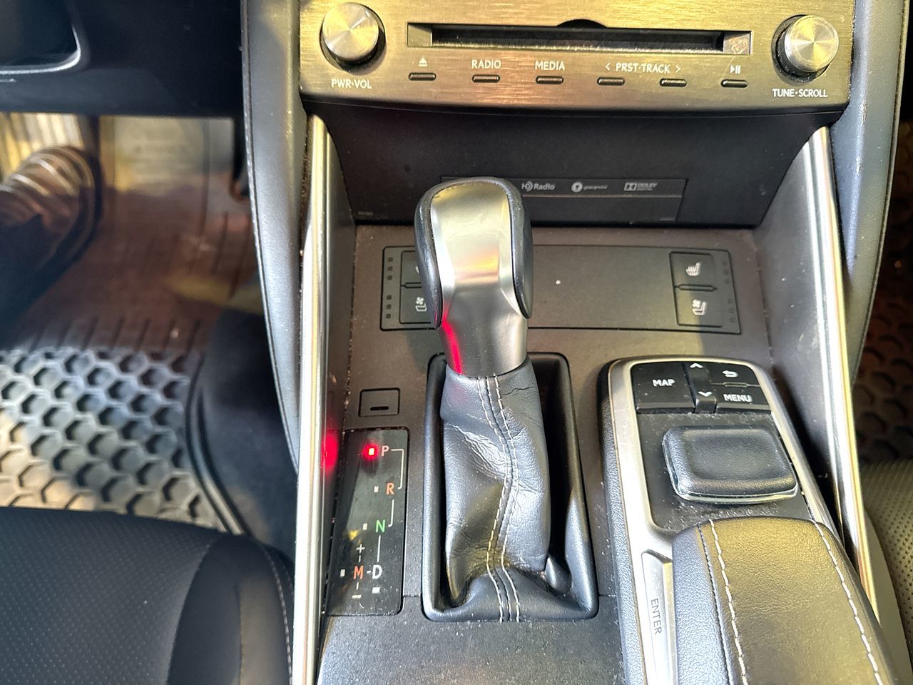 Lexus IS 300 AWD  2019 à Vancouver, Colombie-Britannique