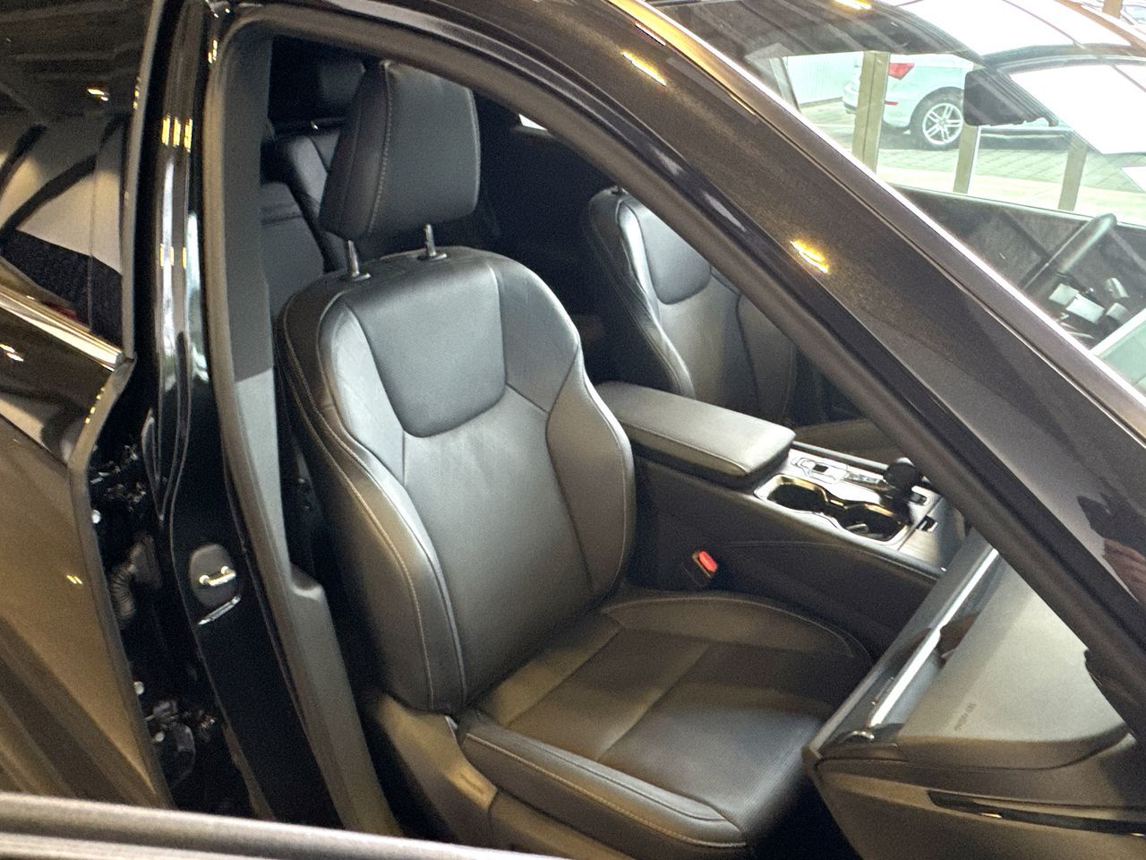 Lexus RXh  2023 à Vancouver, Colombie-Britannique