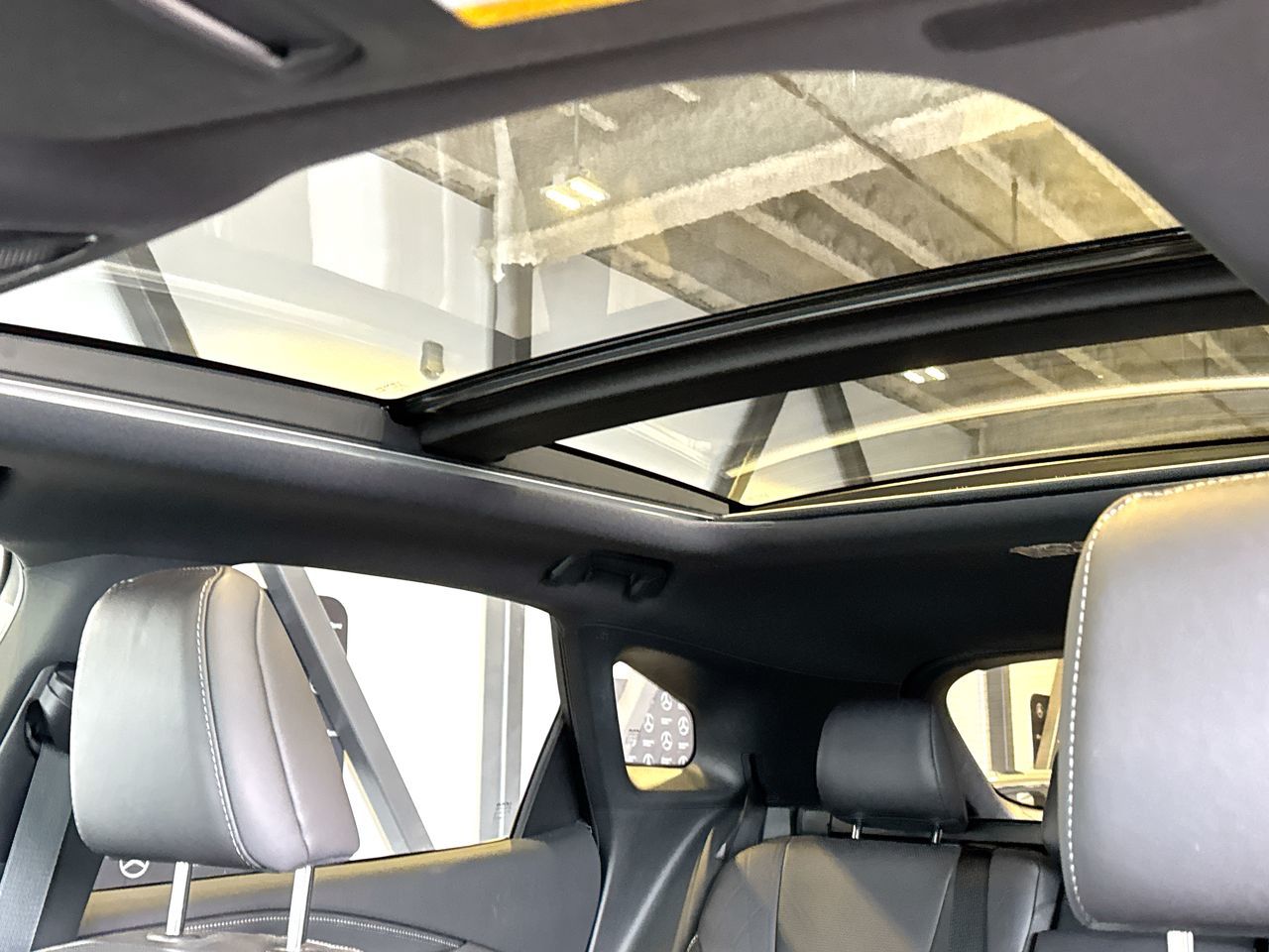 Lexus RXh  2023 à Vancouver, Colombie-Britannique