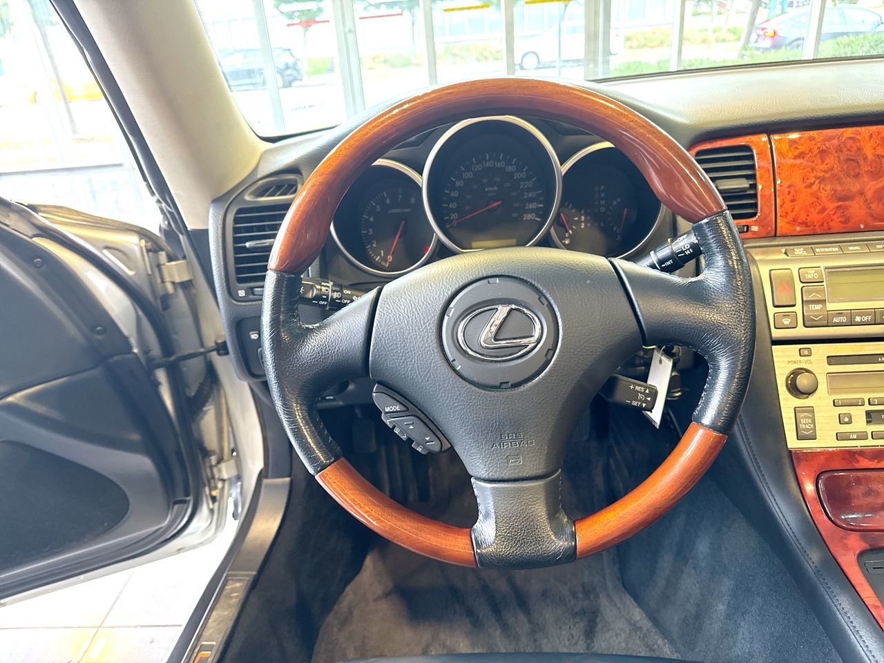 2005 Lexus SC