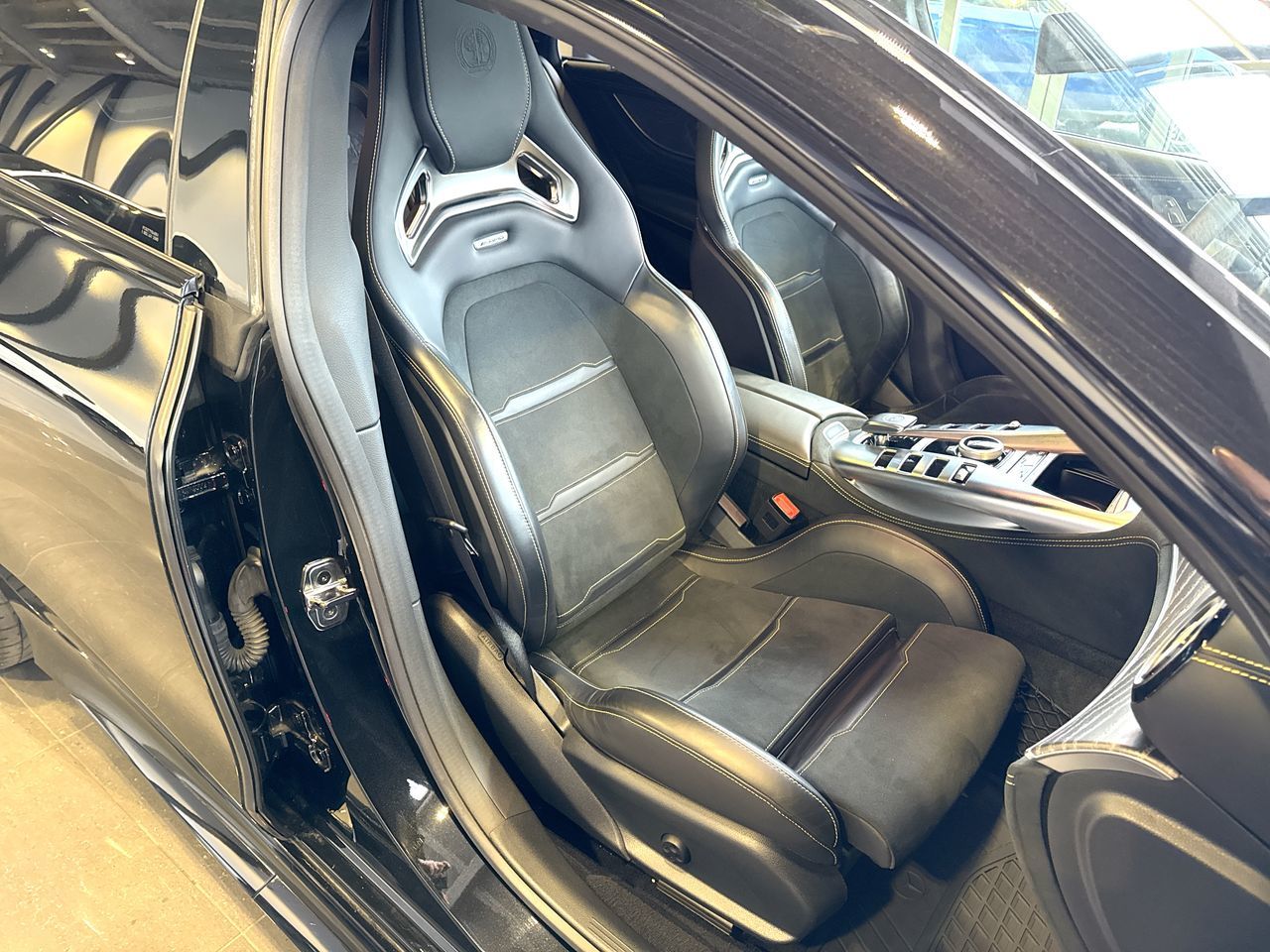2020 Mercedes-Benz AMG GT63