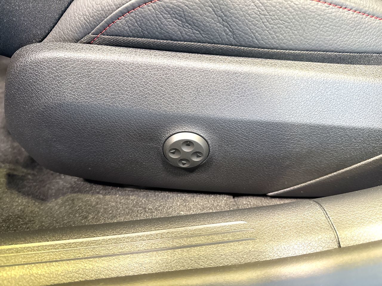 Mercedes-Benz C-Class  2026 à Vancouver, Colombie-Britannique