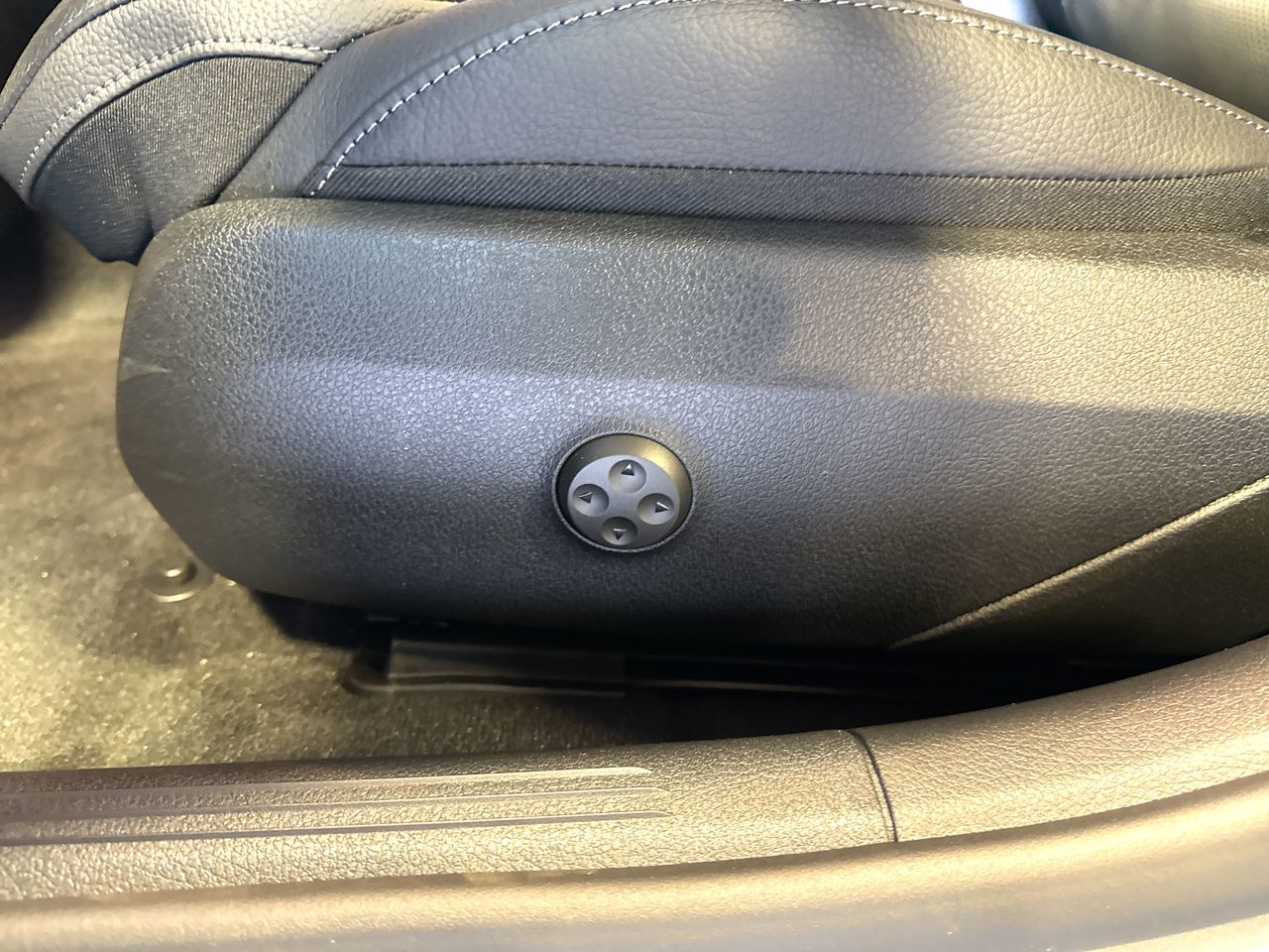 Mercedes-Benz C-Class  2026 à Vancouver, Colombie-Britannique