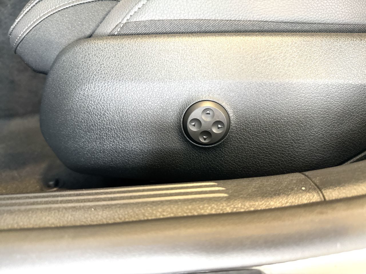 Mercedes-Benz C-Class  2026 à Vancouver, Colombie-Britannique