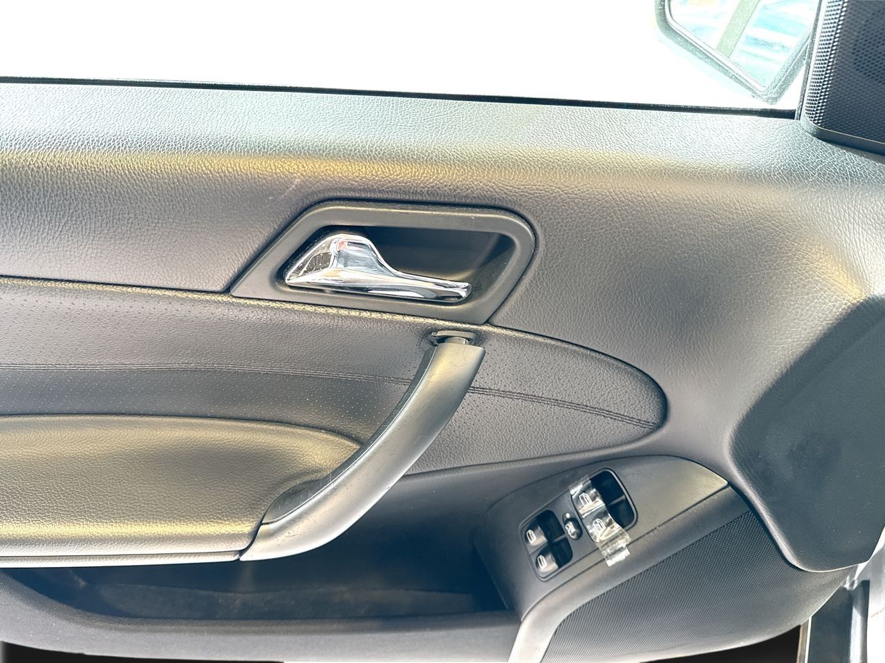 2005 Mercedes-Benz C240