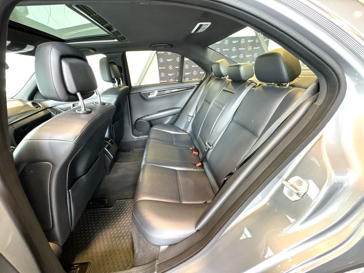 Mercedes-Benz C300  2014 à Vancouver, Colombie-Britannique