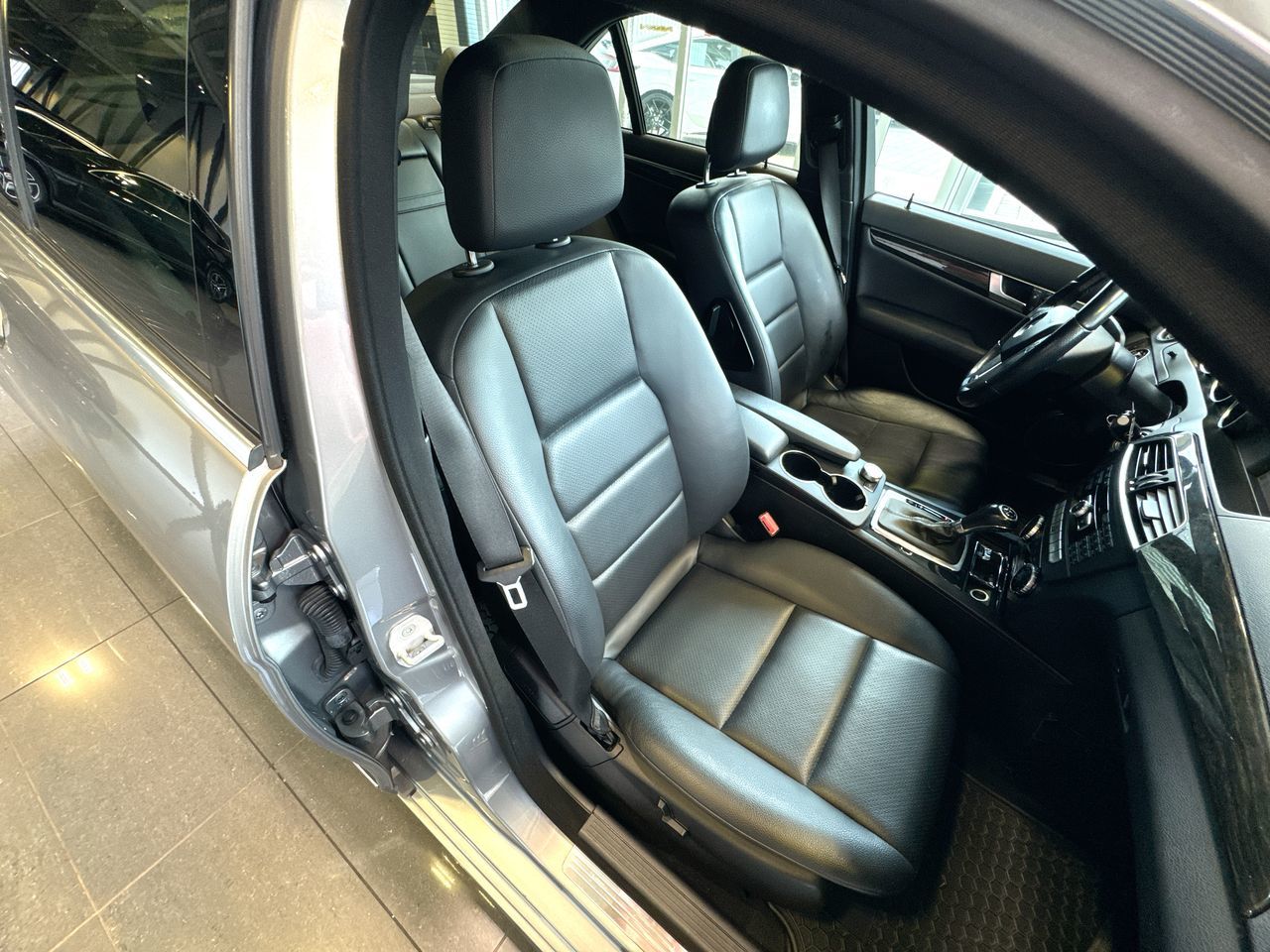 Mercedes-Benz C300  2014 à Vancouver, Colombie-Britannique