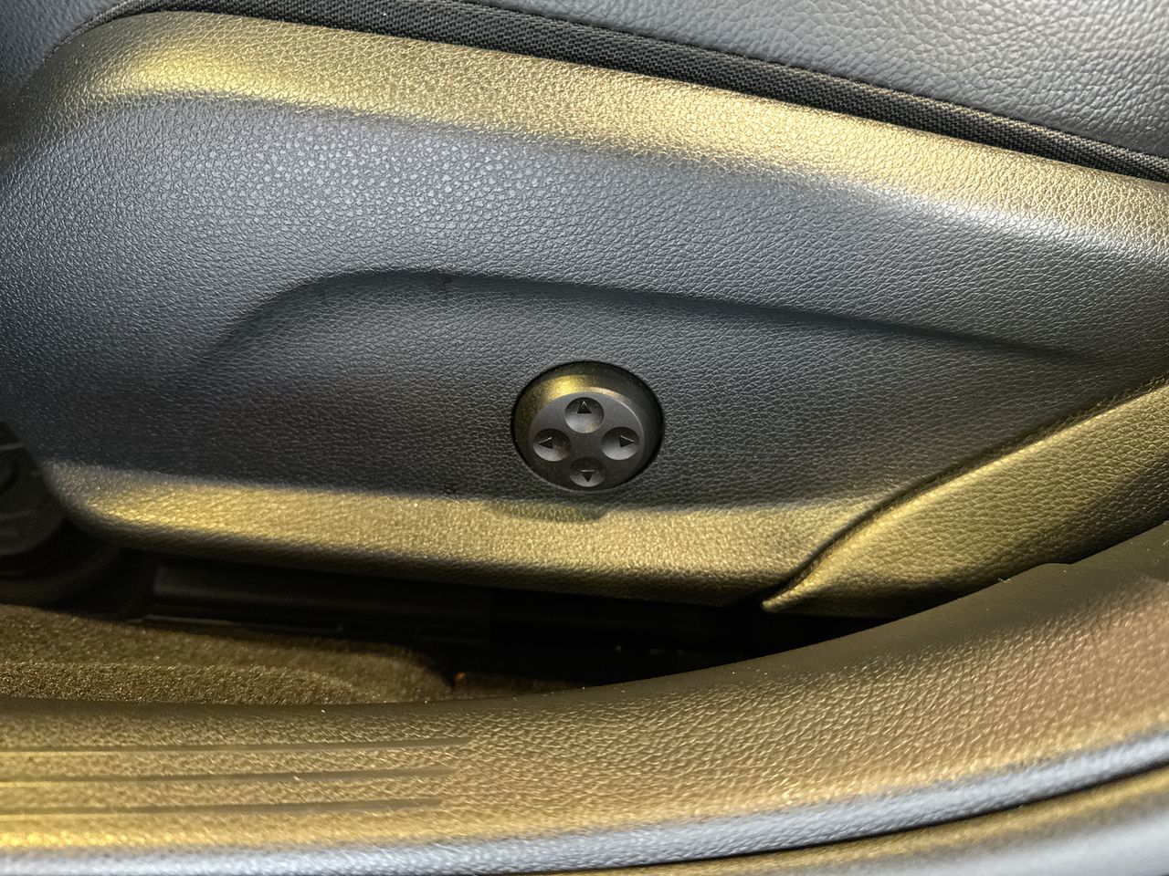 2019 Mercedes-Benz C300 in Vancouver, British Columbia