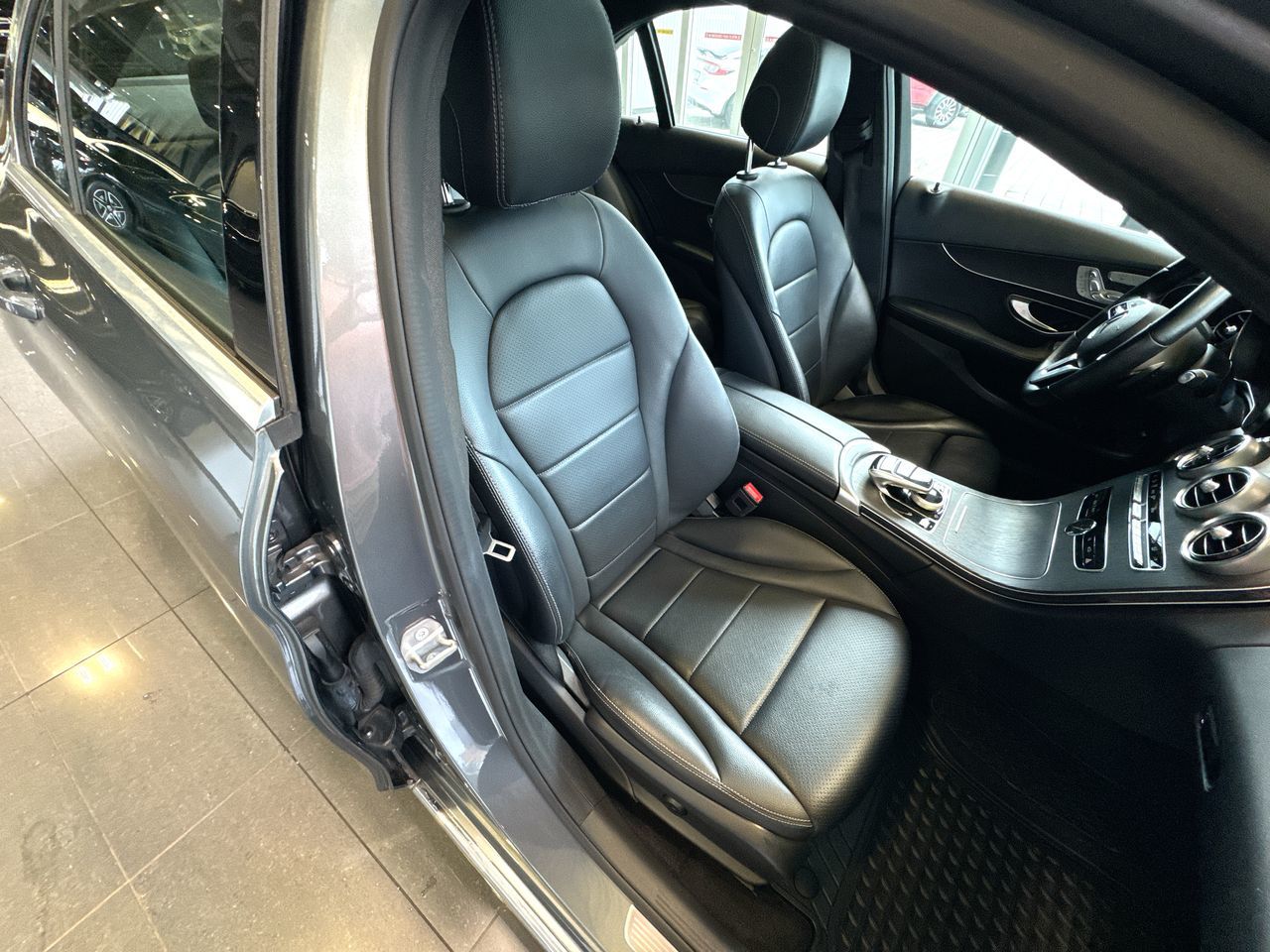 2019 Mercedes-Benz C300 in Vancouver, British Columbia