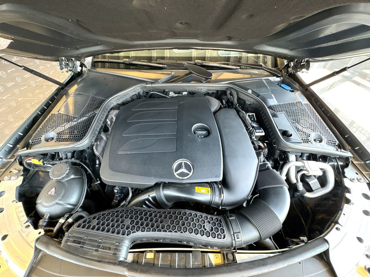 2019  C300