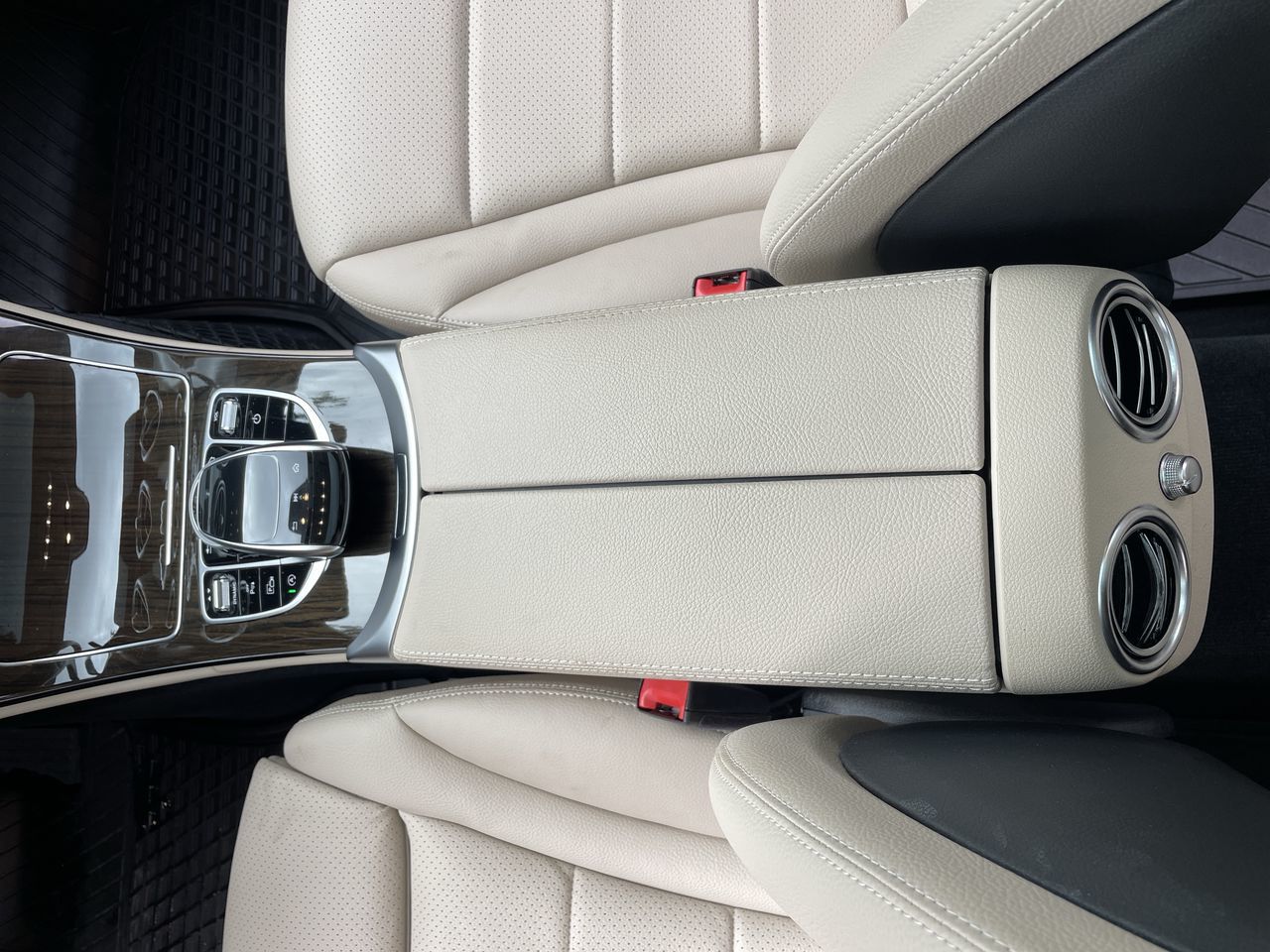 2020 Mercedes-Benz C300 in Vancouver, British Columbia