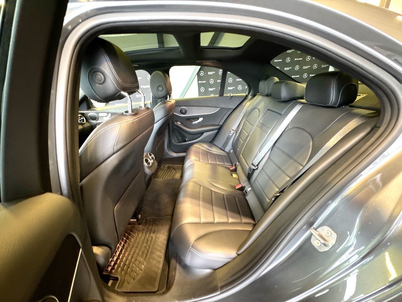 Mercedes-Benz C300  2021 à Vancouver, Colombie-Britannique