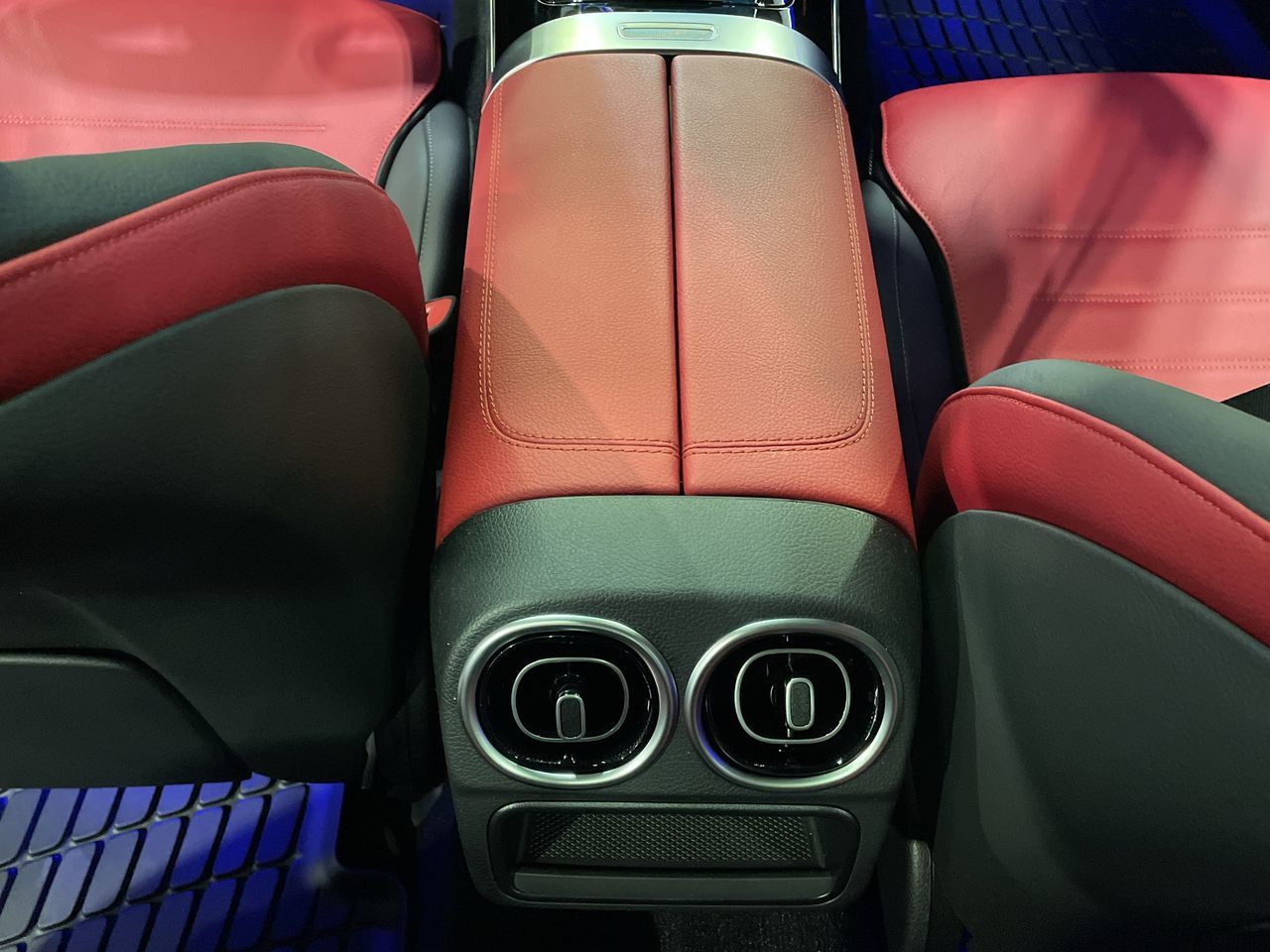 2022 Mercedes-Benz C300