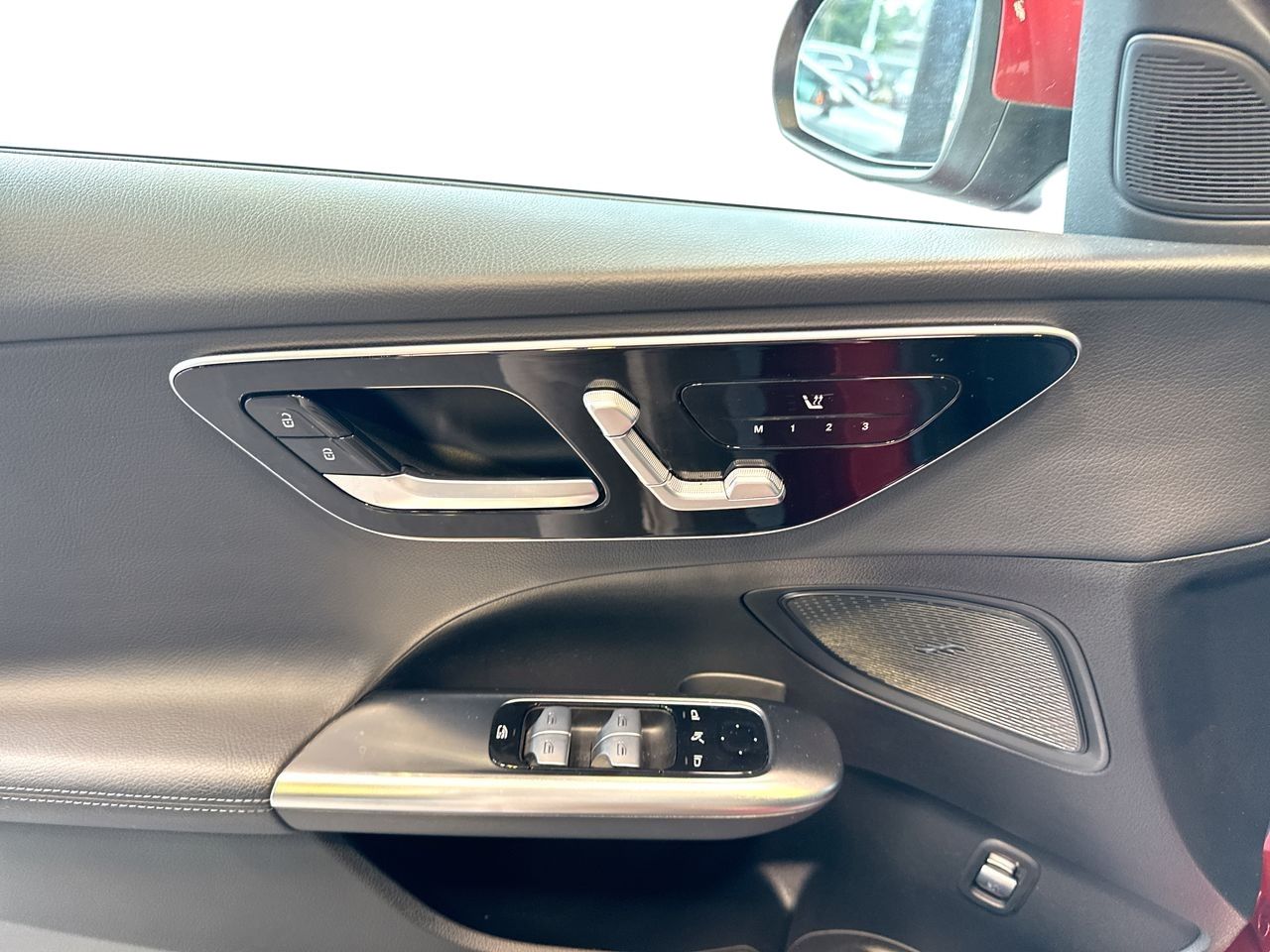 2022  C300