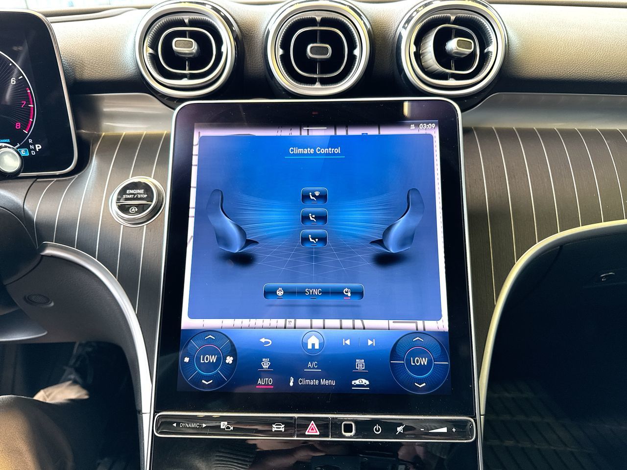 2022  C300
