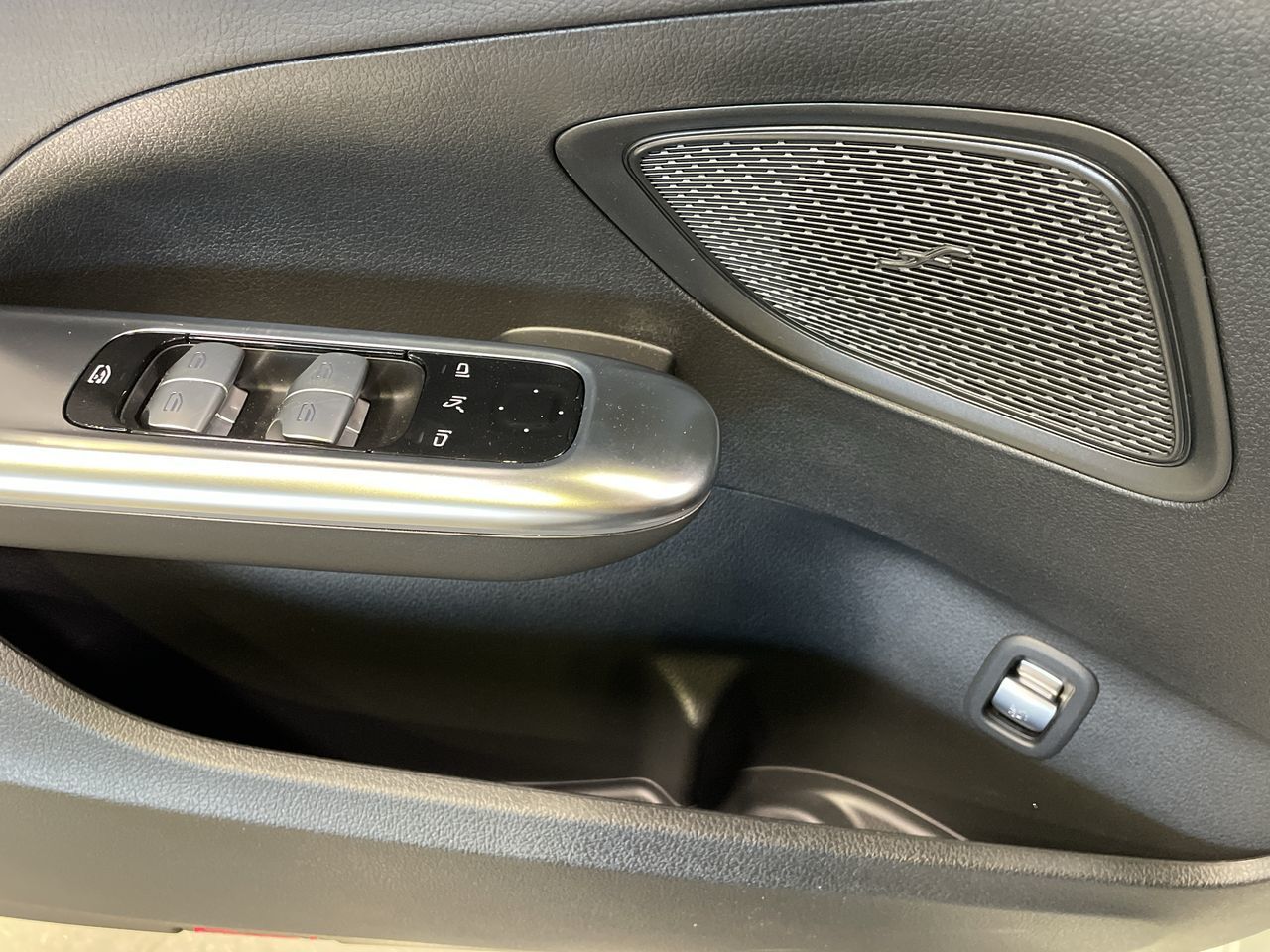 2023 Mercedes-Benz C300 in Vancouver, British Columbia