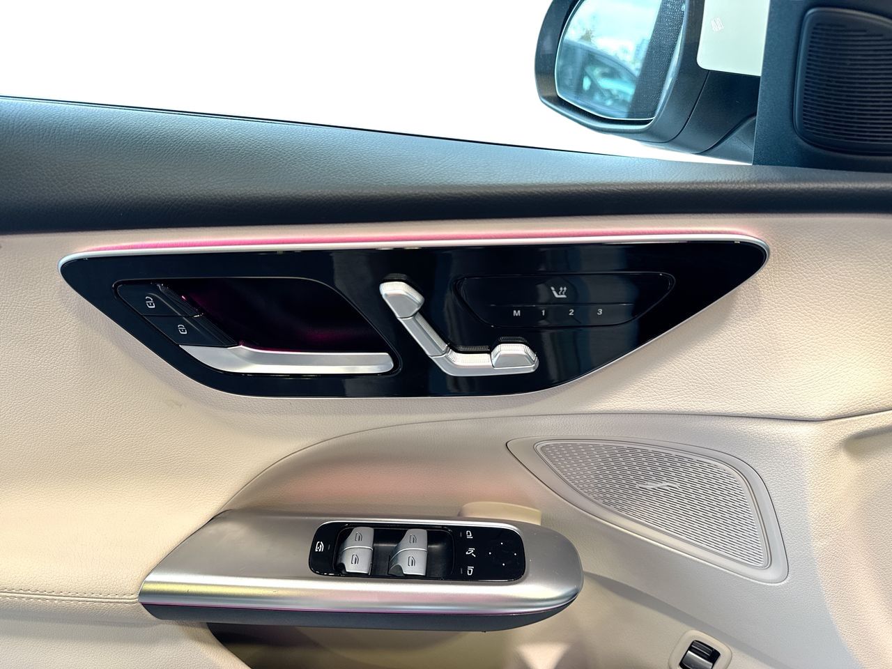 2023 Mercedes-Benz C300