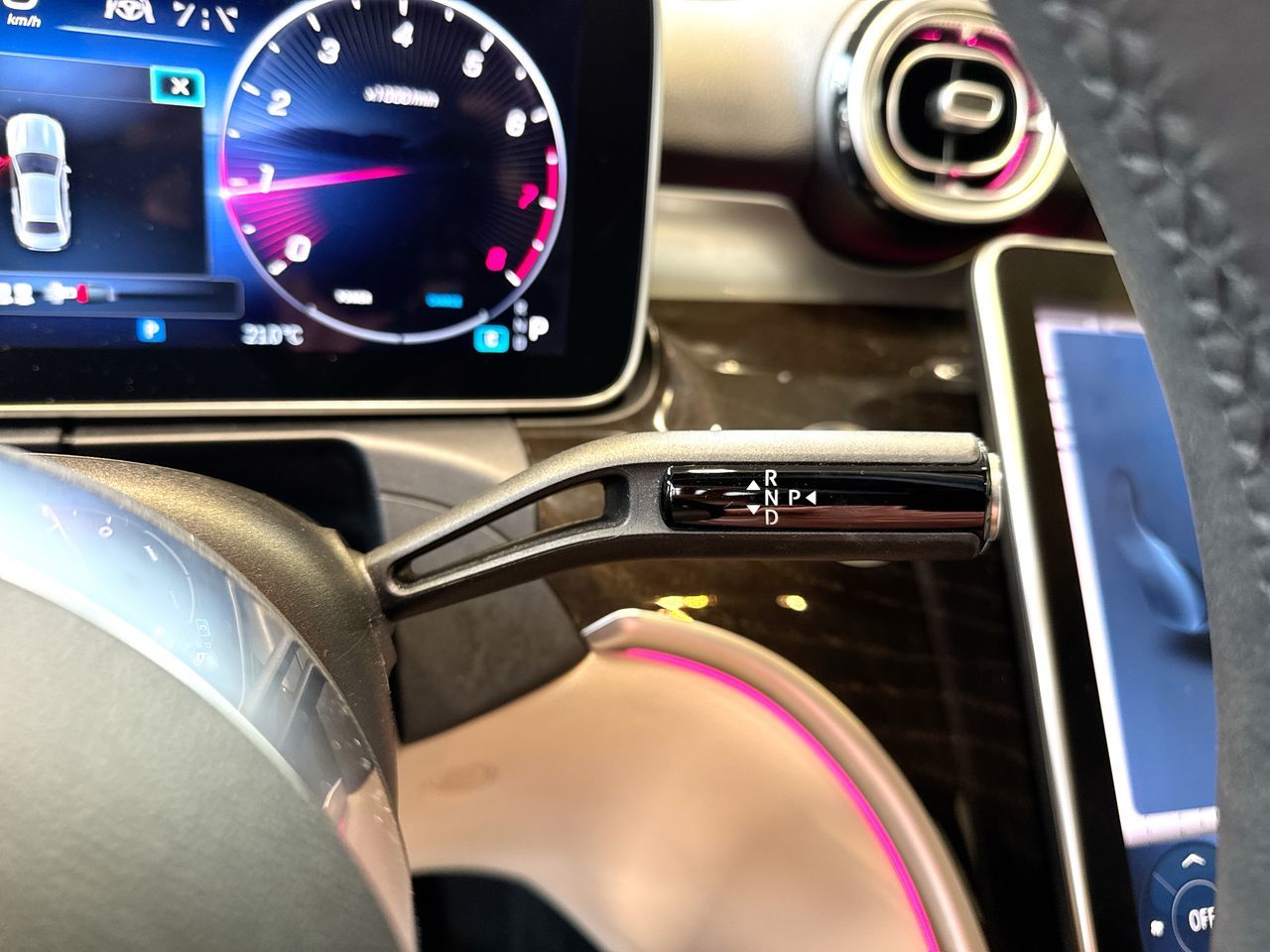 2023 Mercedes-Benz C300