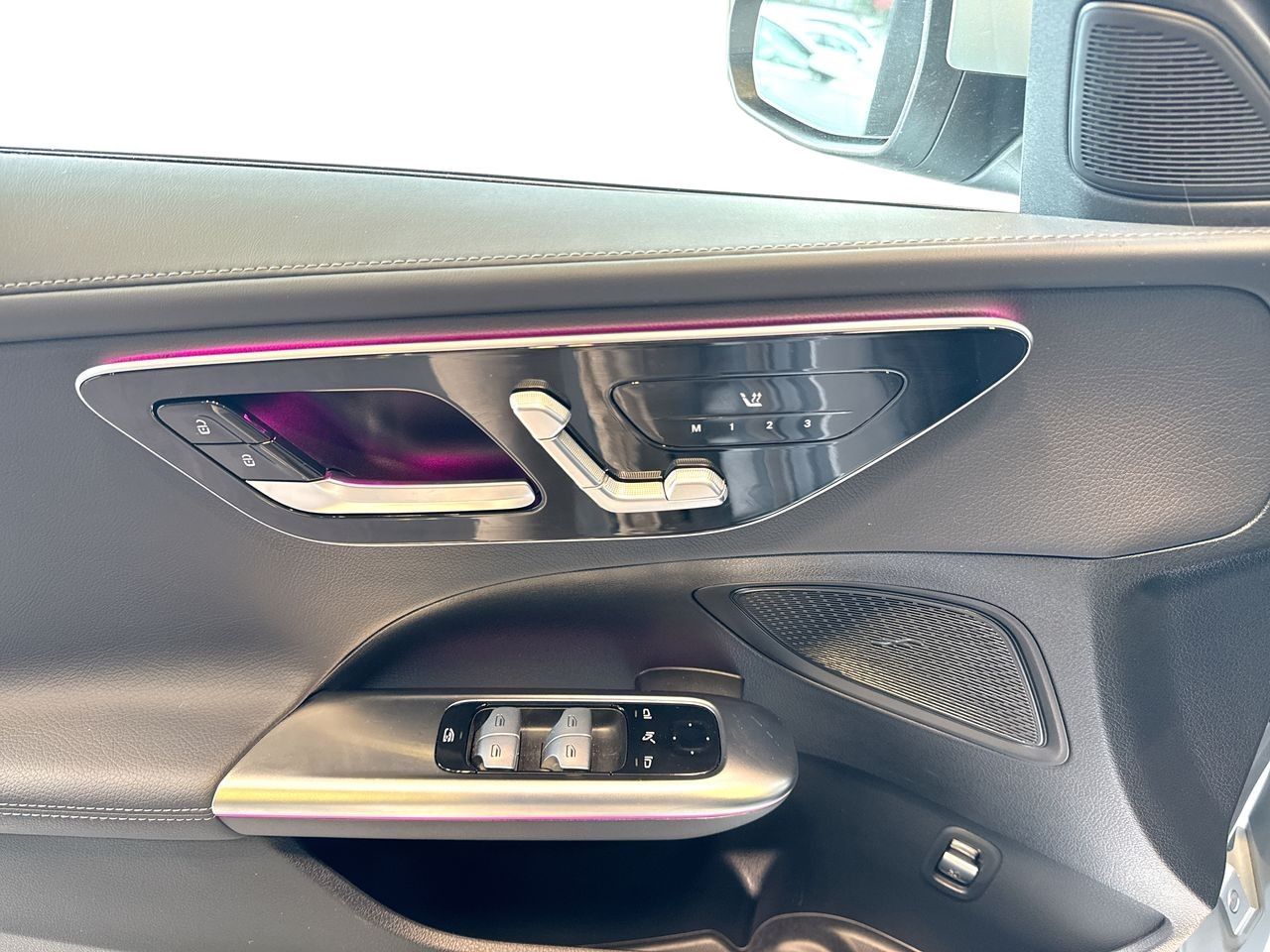 2023 Mercedes-Benz C300