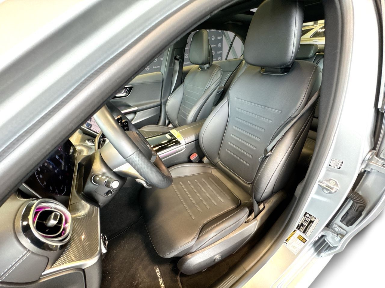 2023 Mercedes-Benz C300