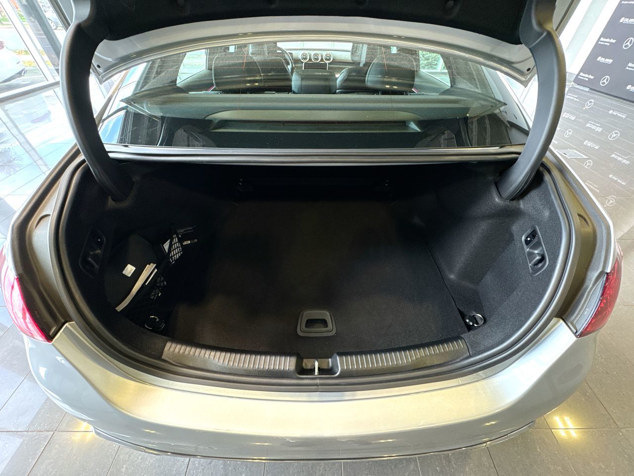 2023 Mercedes-Benz C300