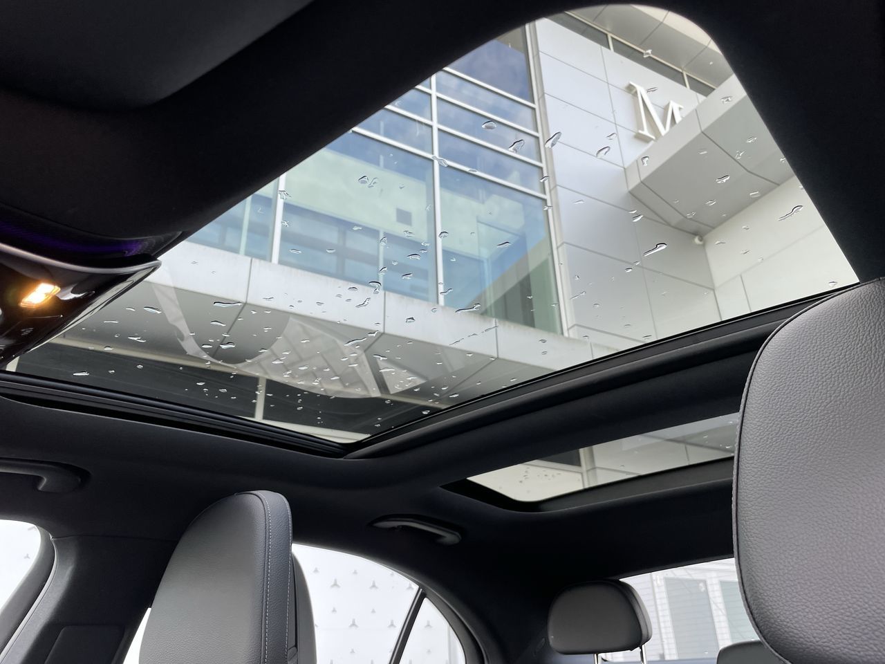 2023 Mercedes-Benz C300
