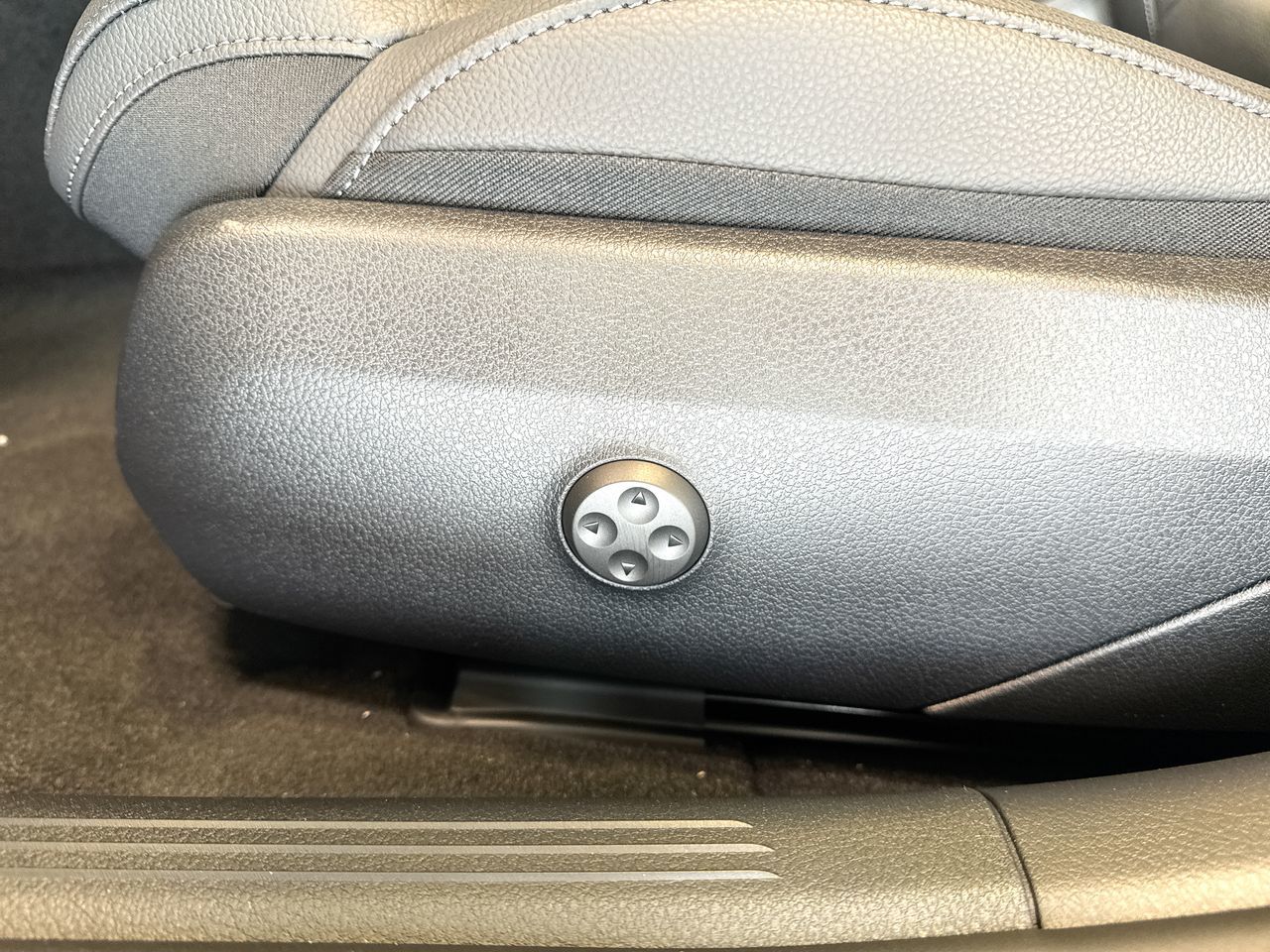 2025 Mercedes-Benz C300 in Vancouver, British Columbia