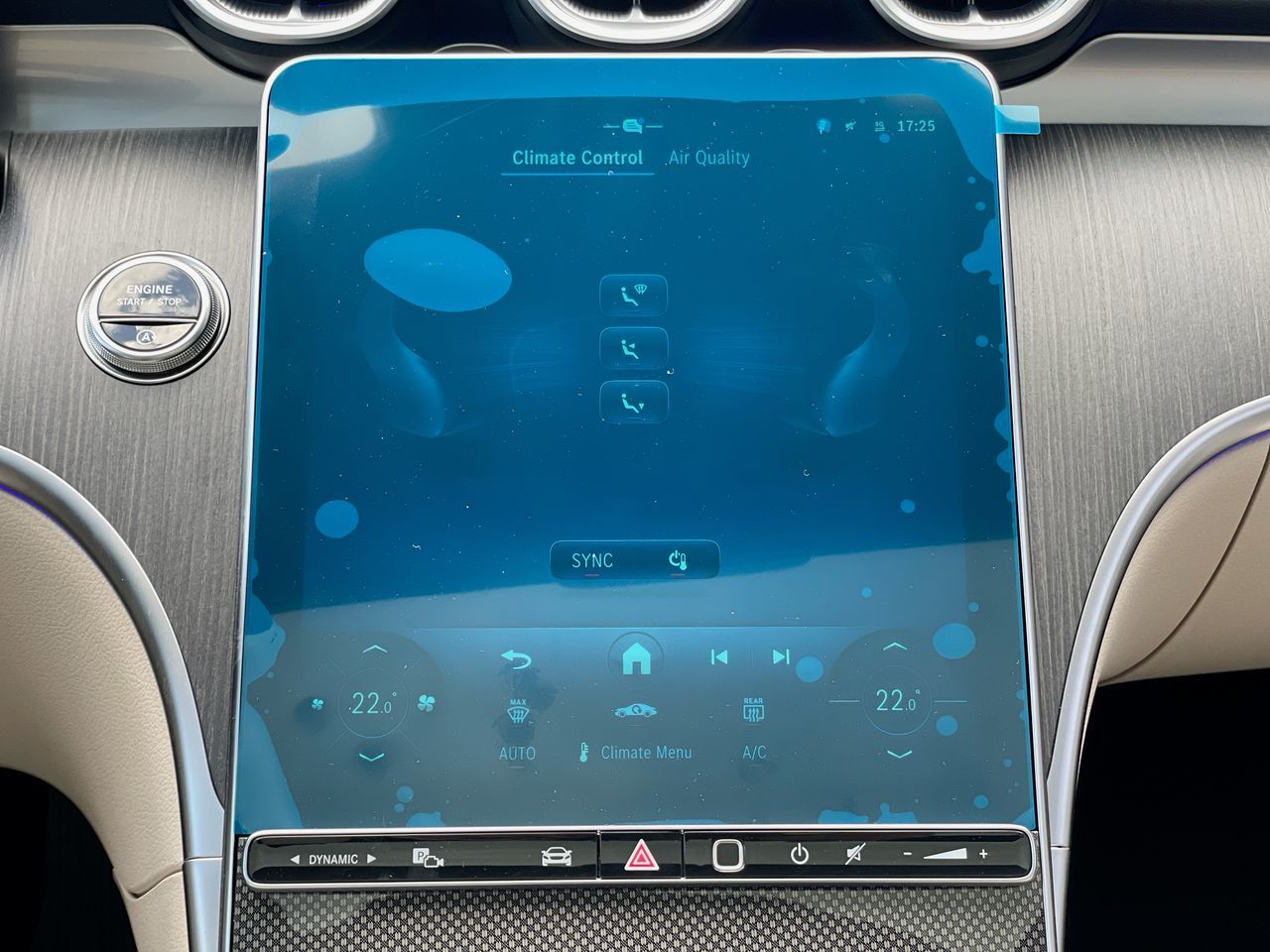 2025 Mercedes-Benz C300