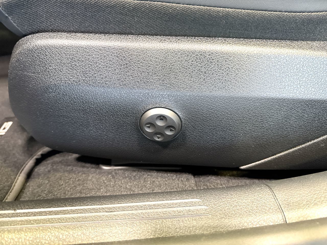 2024 Mercedes-Benz C63